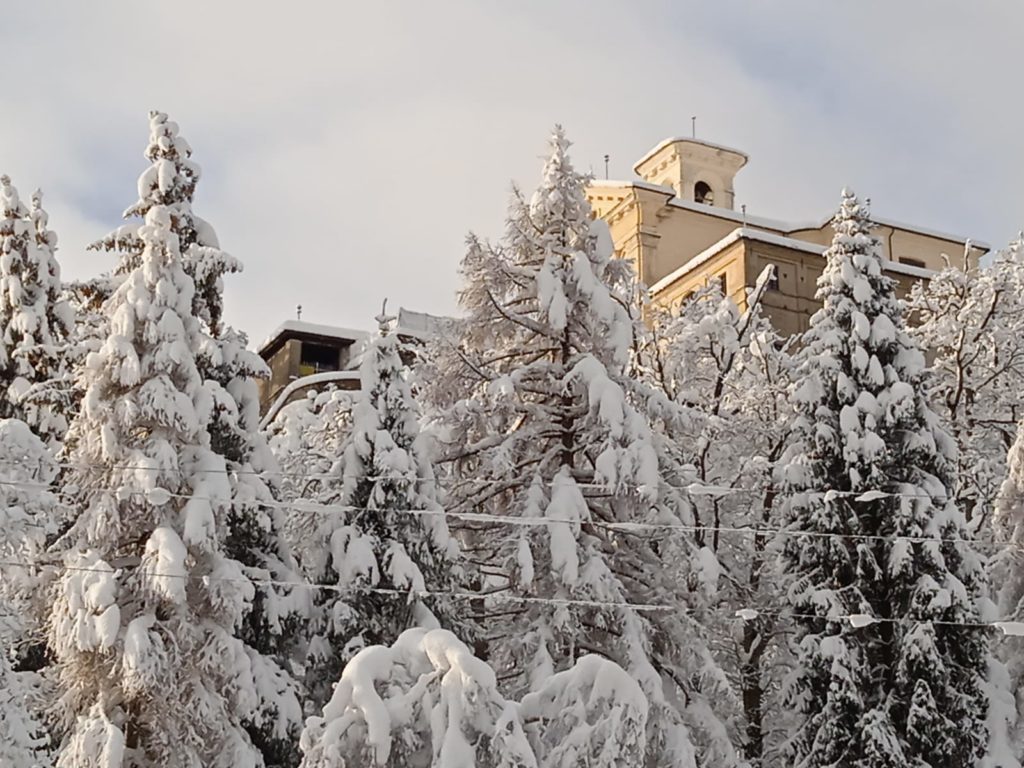 Foto Santuario innevato